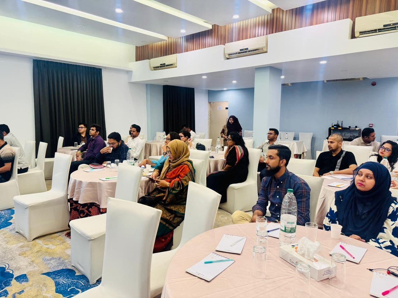The Knowledge Circle, Session 1: photo 2 of 2